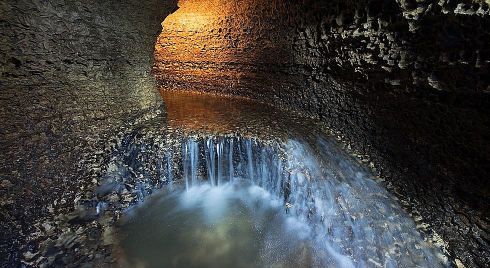 Niagara Cave Underground river waterfall minnesota